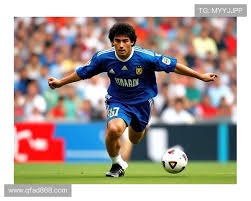 堪萨斯皇家队宣布将 17 号球衣永久退休，致敬夺冠功臣波格斯