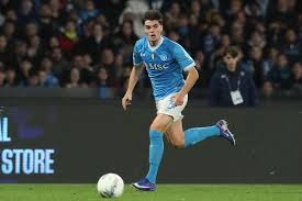 官方：切尔西与18岁后卫苏布洛耶续约至2030年